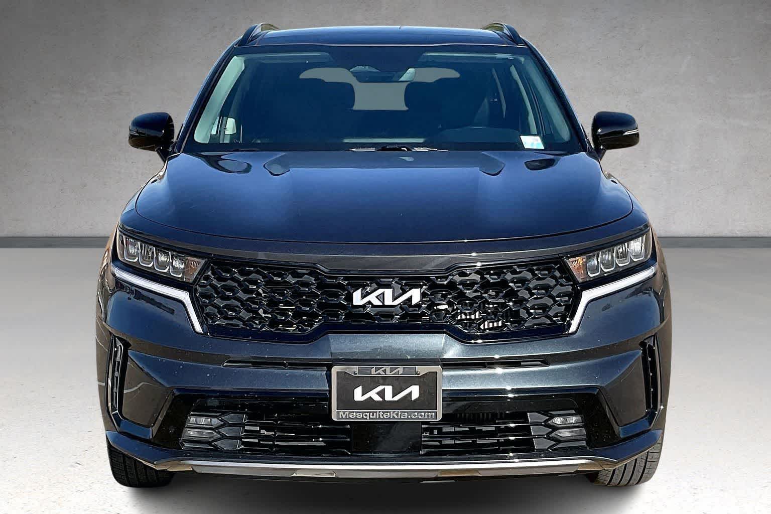 Thumbnail: 2023 Kia Sorento - 6