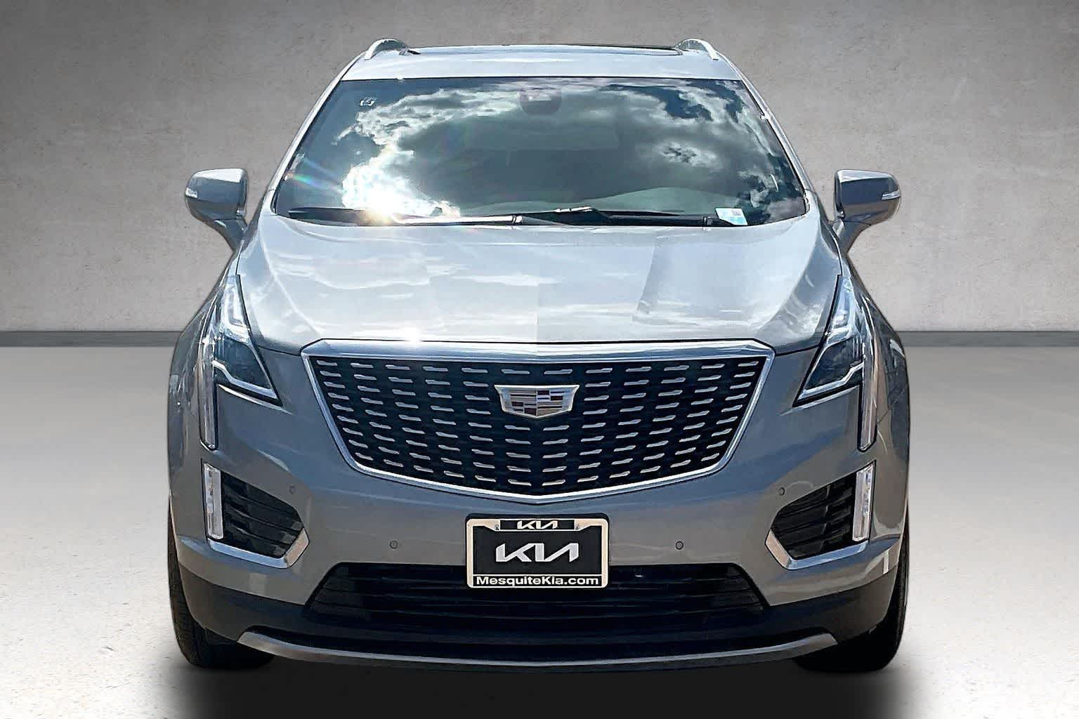 Thumbnail: 2023 Cadillac XT5 - 6
