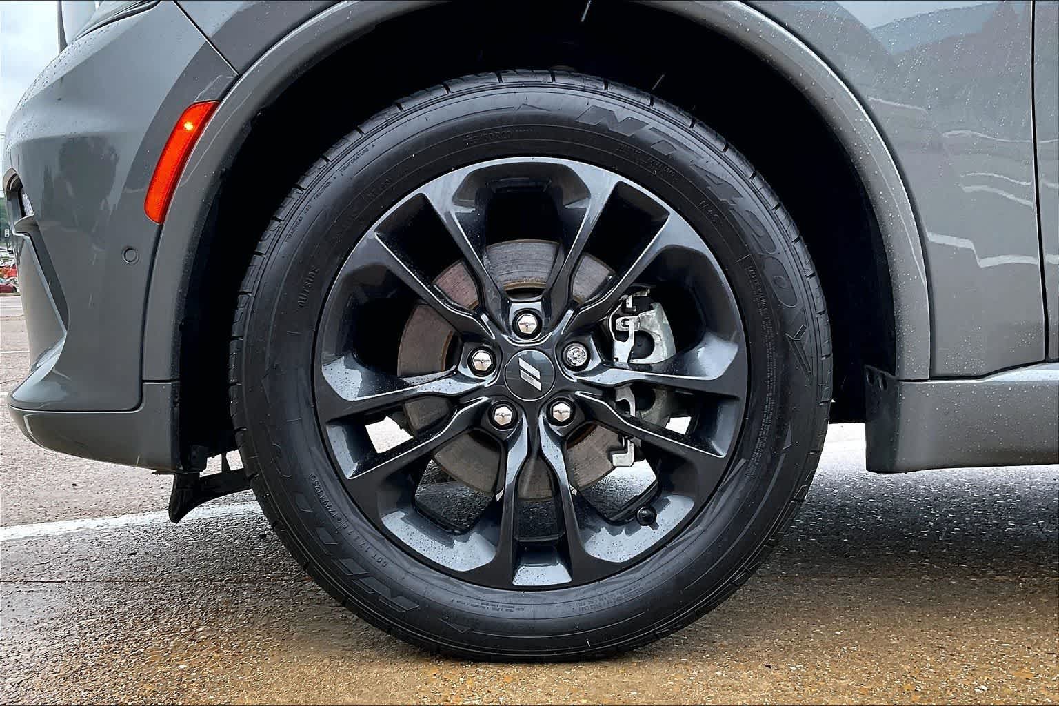 Thumbnail: 2022 Dodge Durango - 8