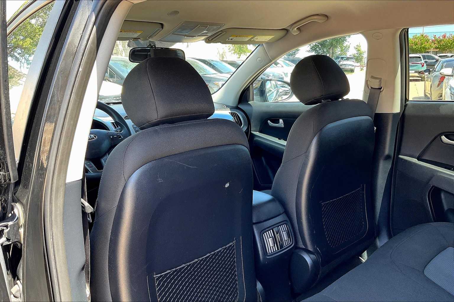 Thumbnail: 2014 Kia Sportage - 11