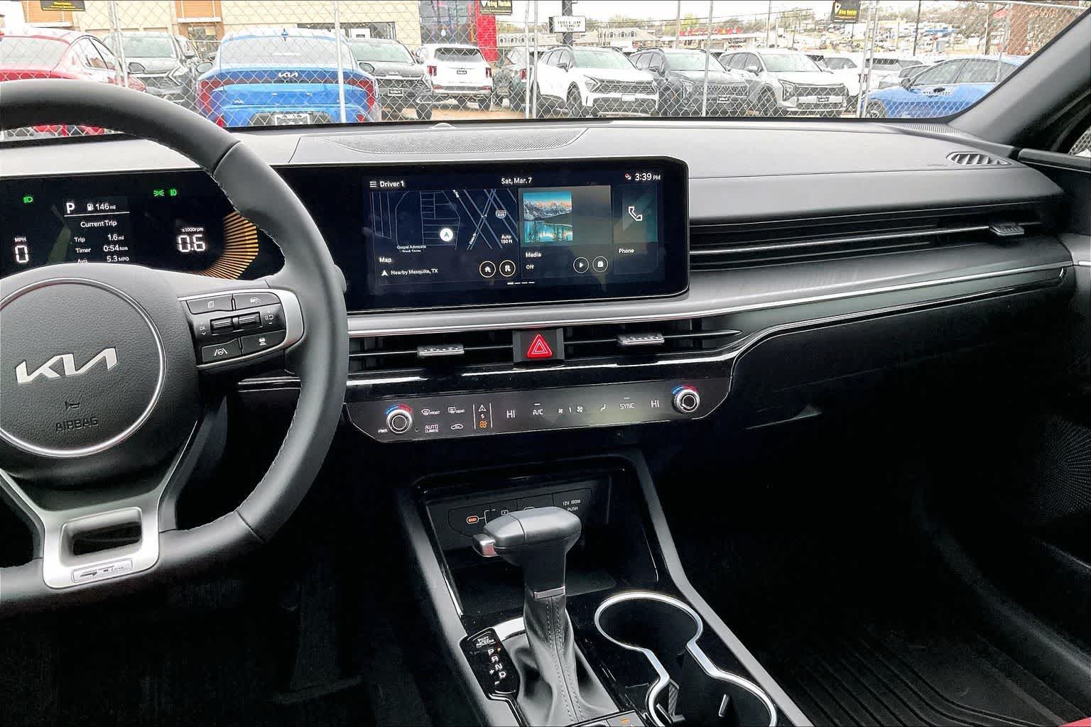 Thumbnail: 2026 Kia K5 - 15