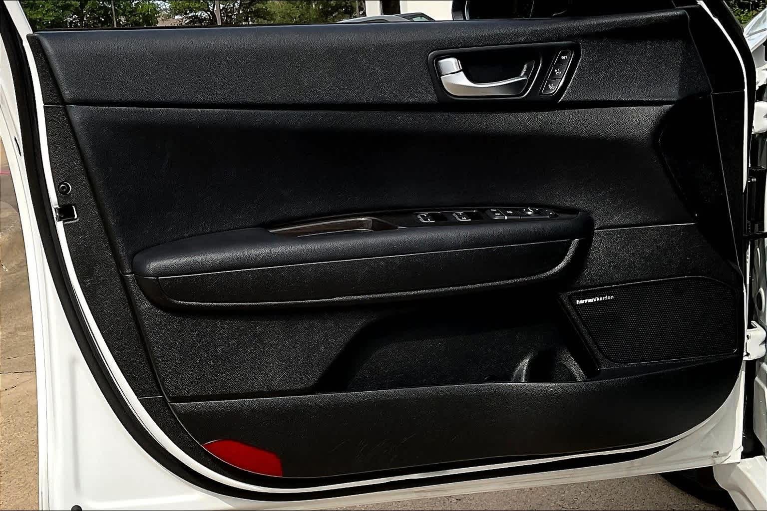 Thumbnail: 2020 Kia Optima - 27