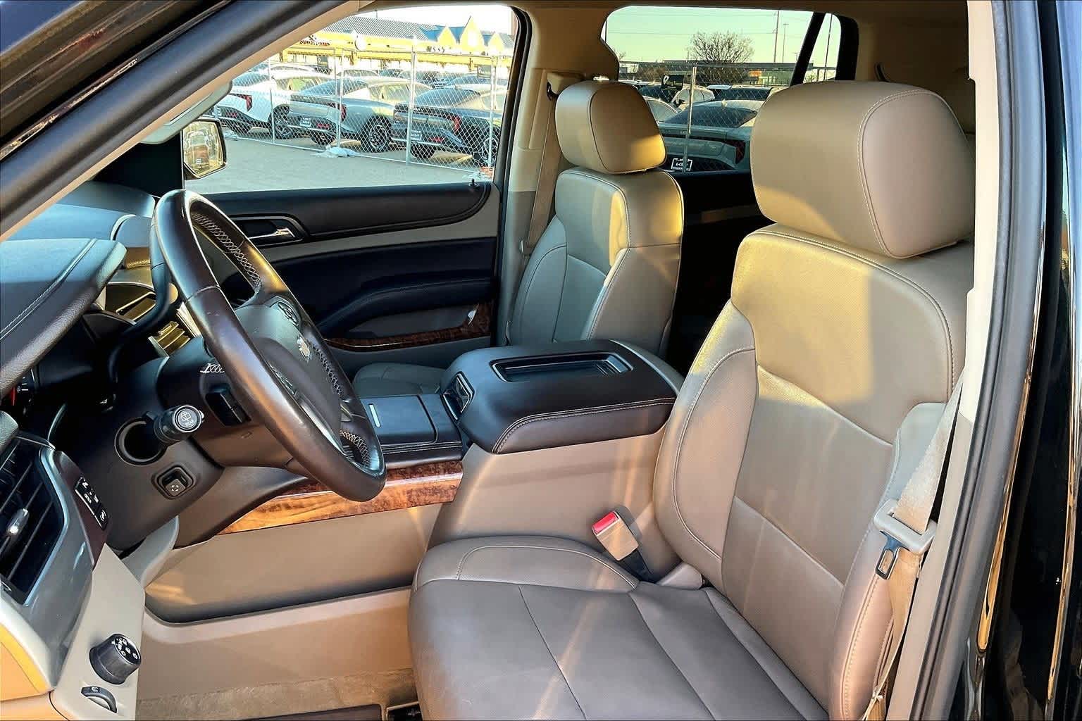 Thumbnail: 2015 Chevrolet Tahoe - 11