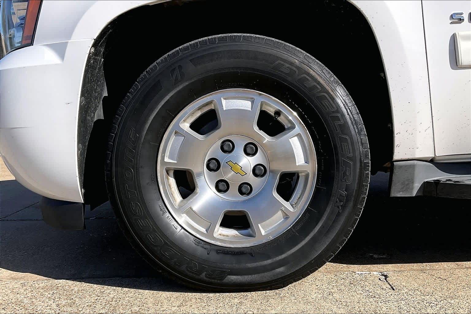 Thumbnail: 2013 Chevrolet Suburban - 8