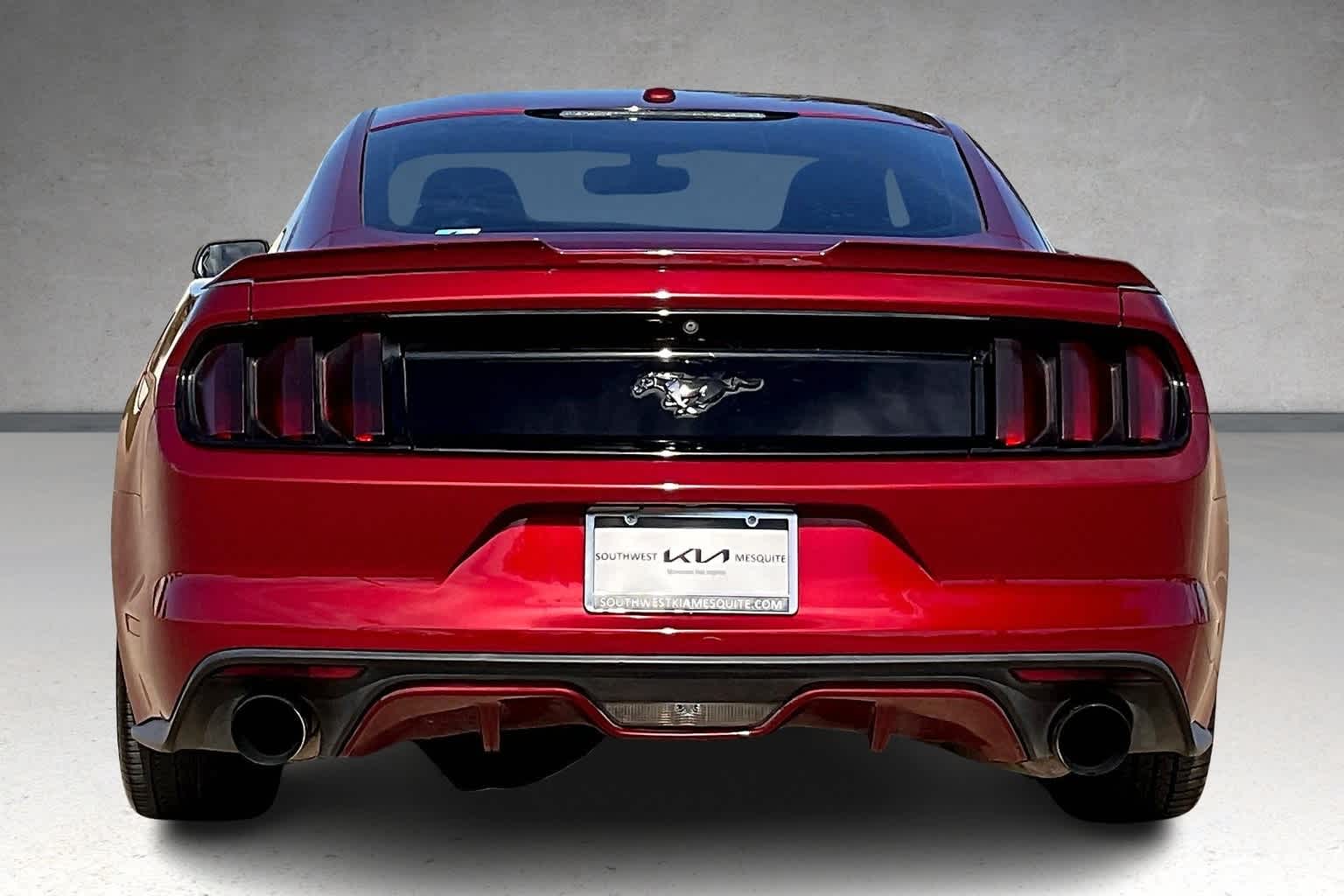2015 Ford Mustang  5