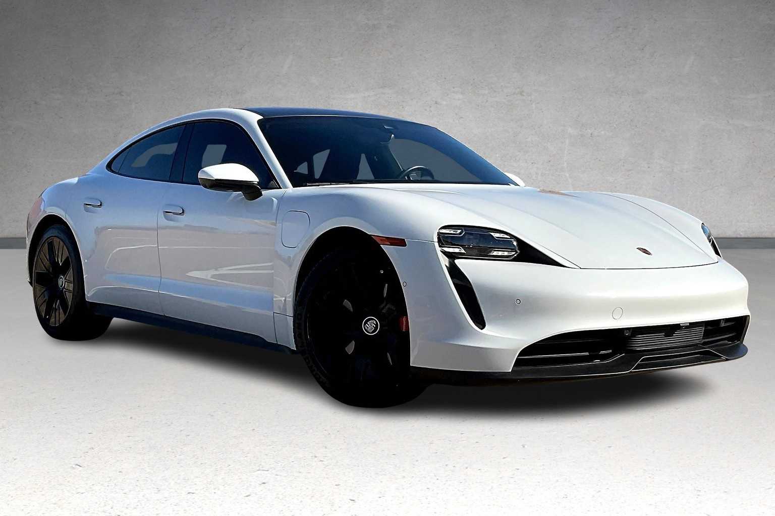 Thumbnail: 2020 Porsche Taycan - 20