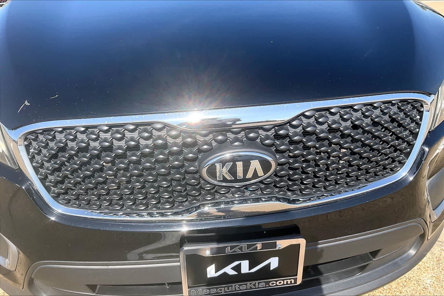 Thumbnail: 2016 Kia Sorento - 29