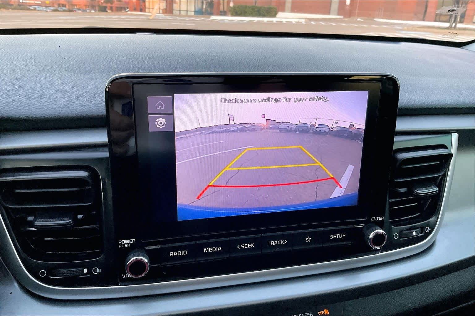 Thumbnail: 2022 Kia Rio - 25