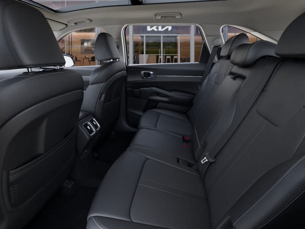 2025 Kia Sorento S 18