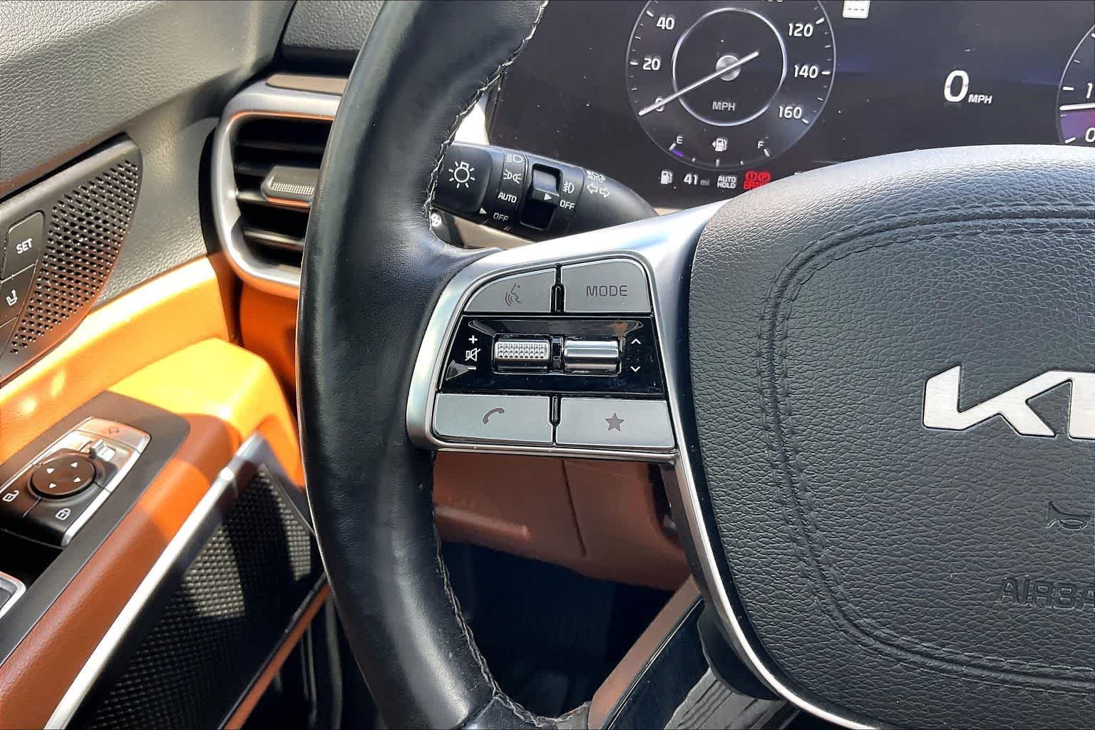 Thumbnail: 2024 Kia Telluride - 24