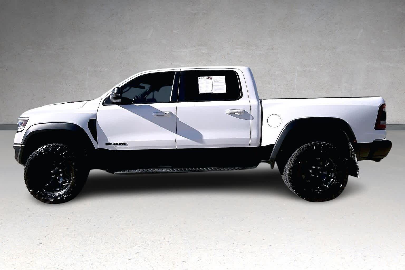 Thumbnail: 2022 RAM 1500 - 3