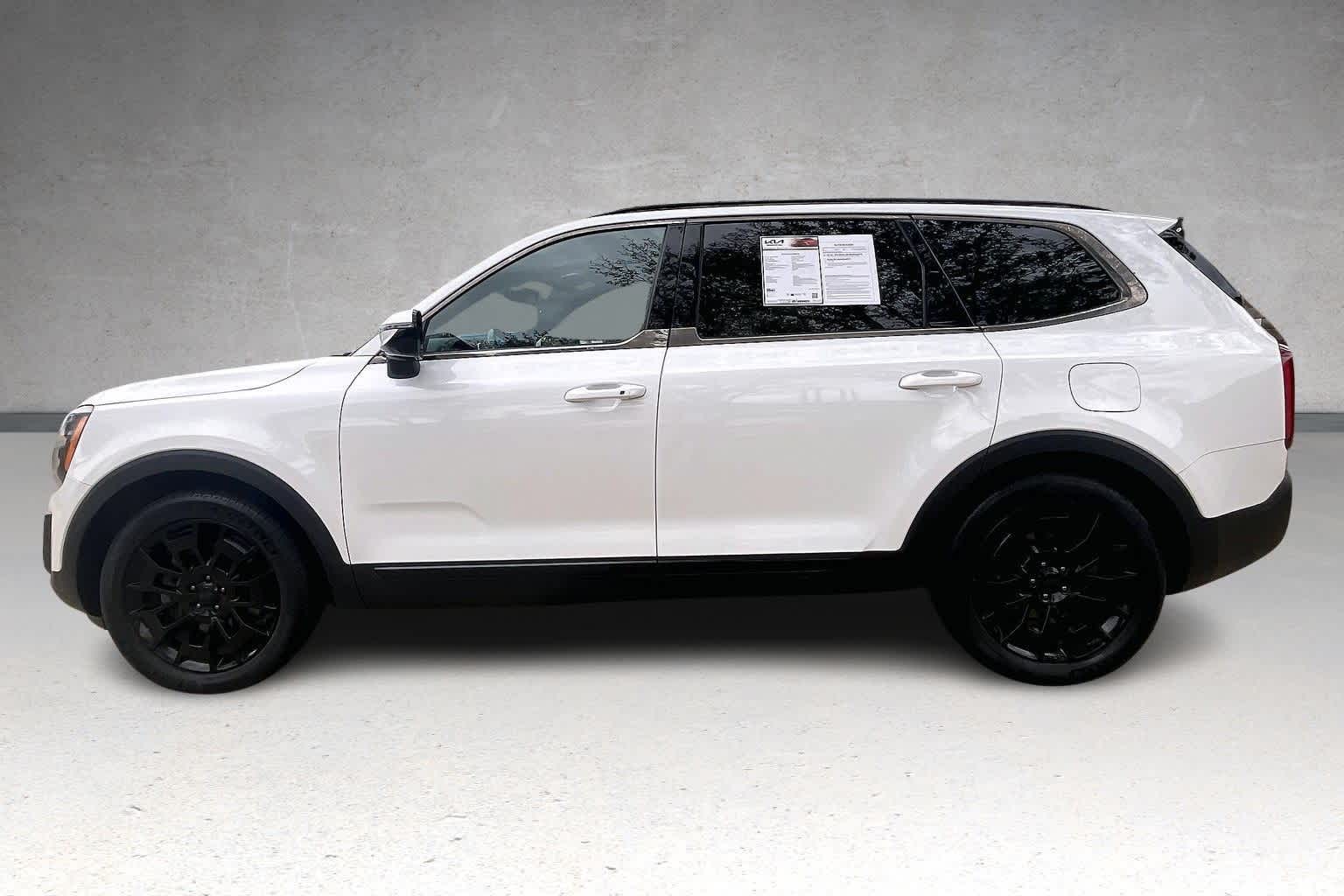 Thumbnail: 2021 Kia Telluride - 3