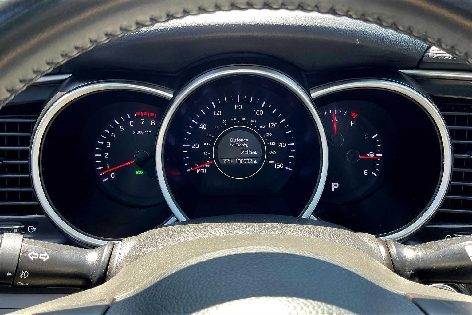 Thumbnail: 2015 Kia Optima - 17
