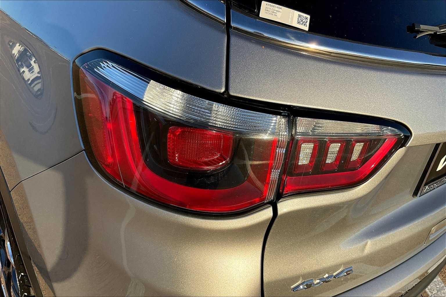 Thumbnail: 2019 Jeep Compass - 31