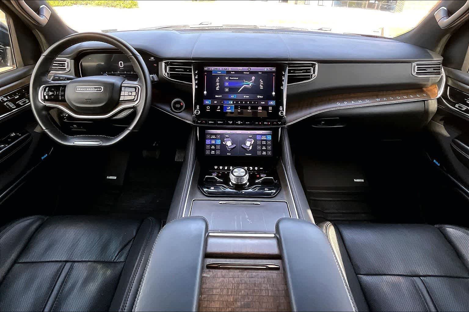 Thumbnail: 2023 Jeep Grand Wagoneer - 10