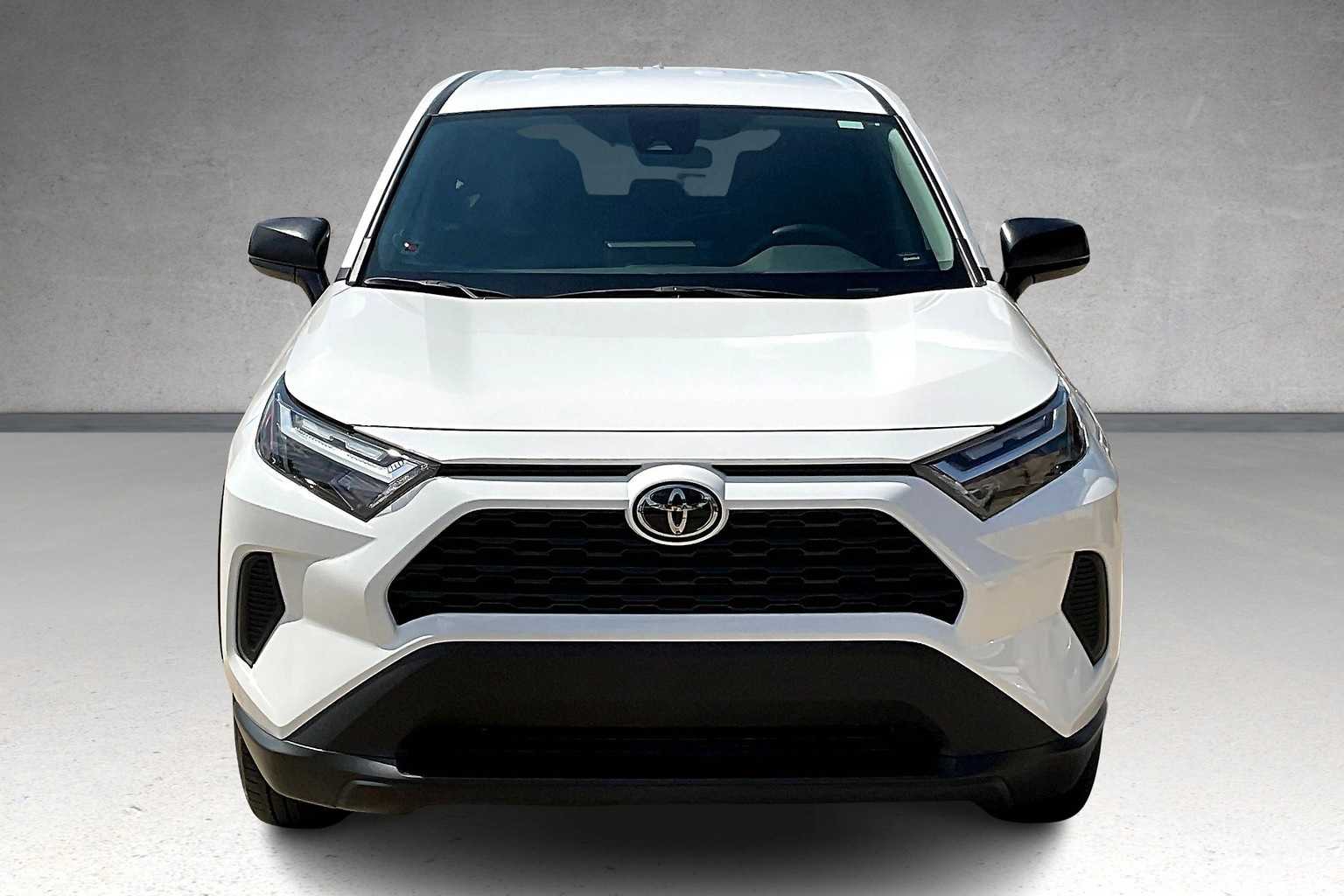 Thumbnail: 2024 Toyota RAV4 - 6