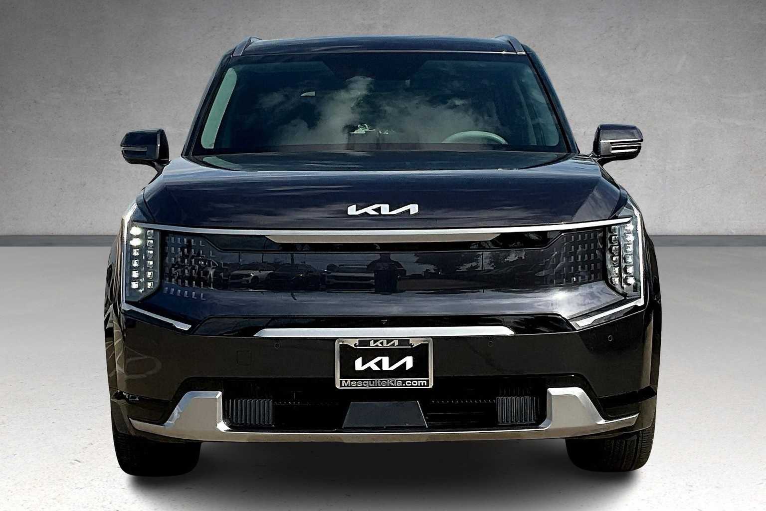 Thumbnail: 2024 Kia EV9 - 6