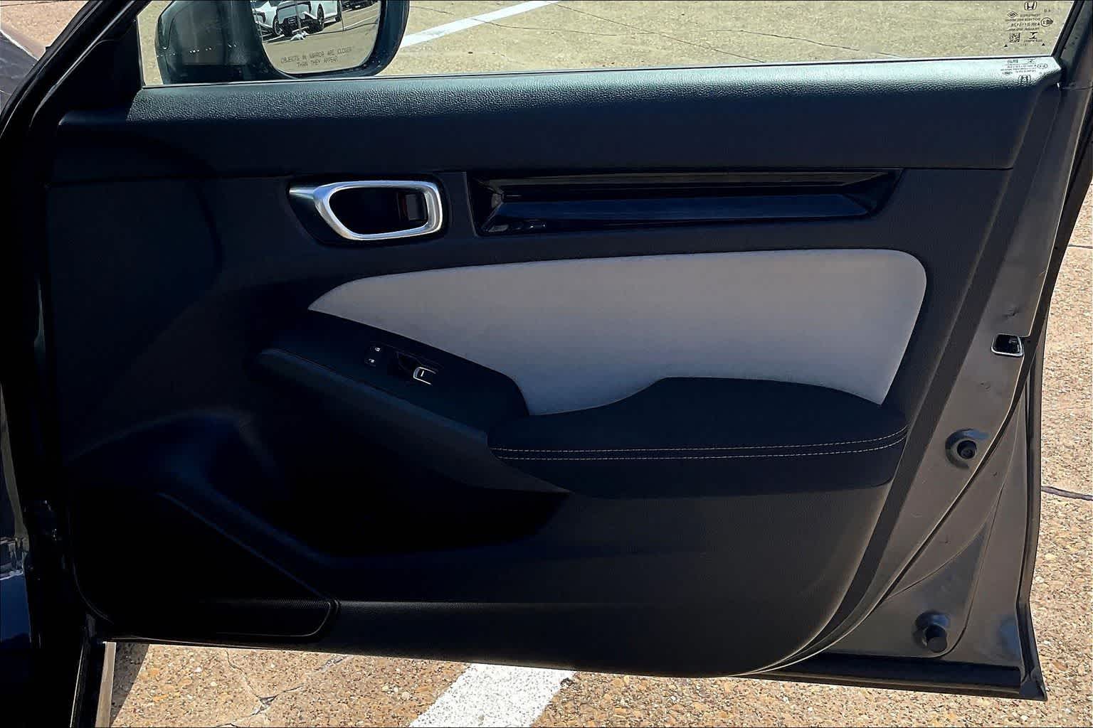 Thumbnail: 2022 Honda Civic - 28