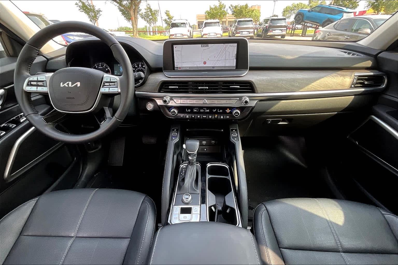 Thumbnail: 2022 Kia Telluride - 10