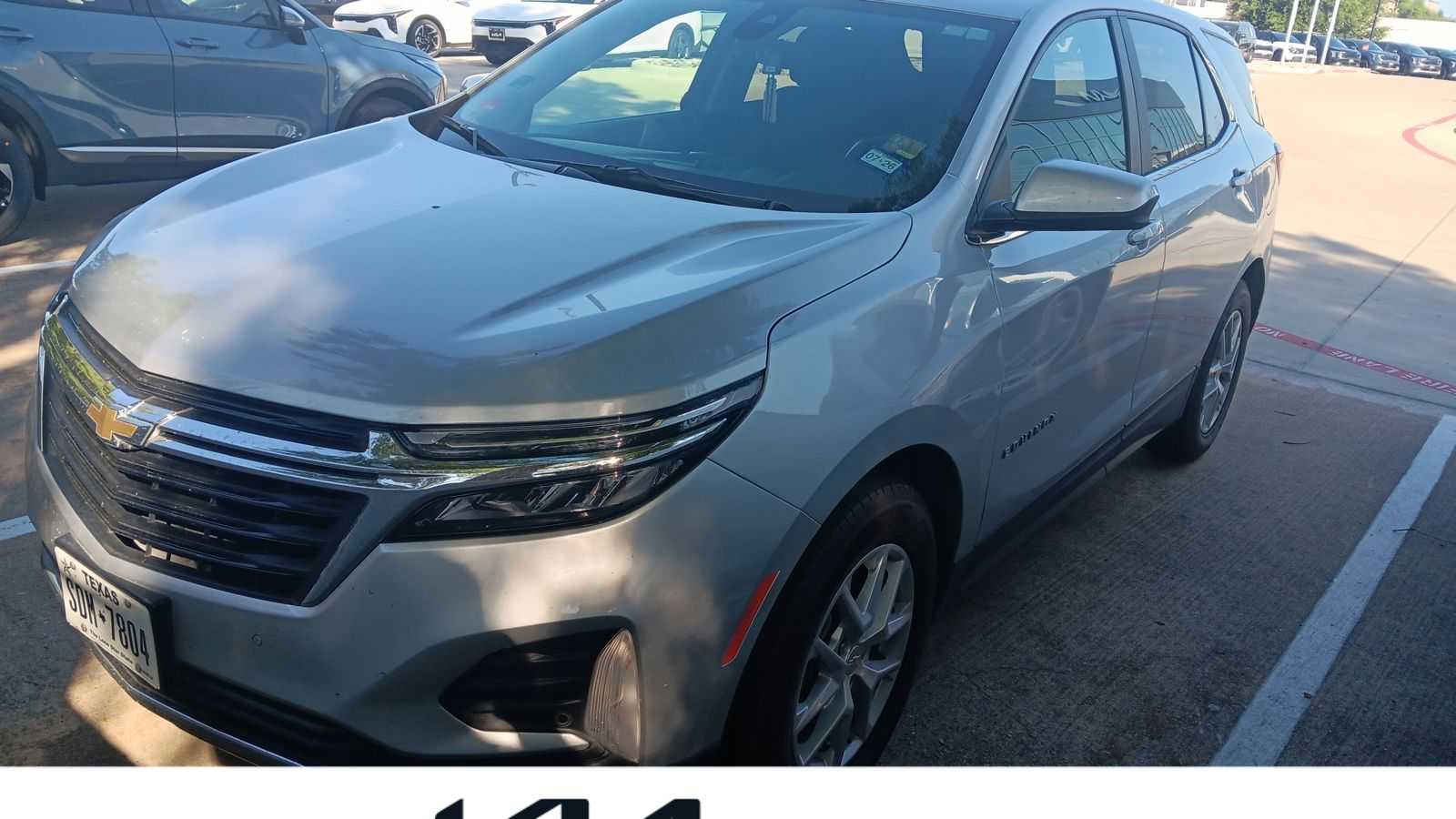 Thumbnail: 2022 Chevrolet Equinox - 1
