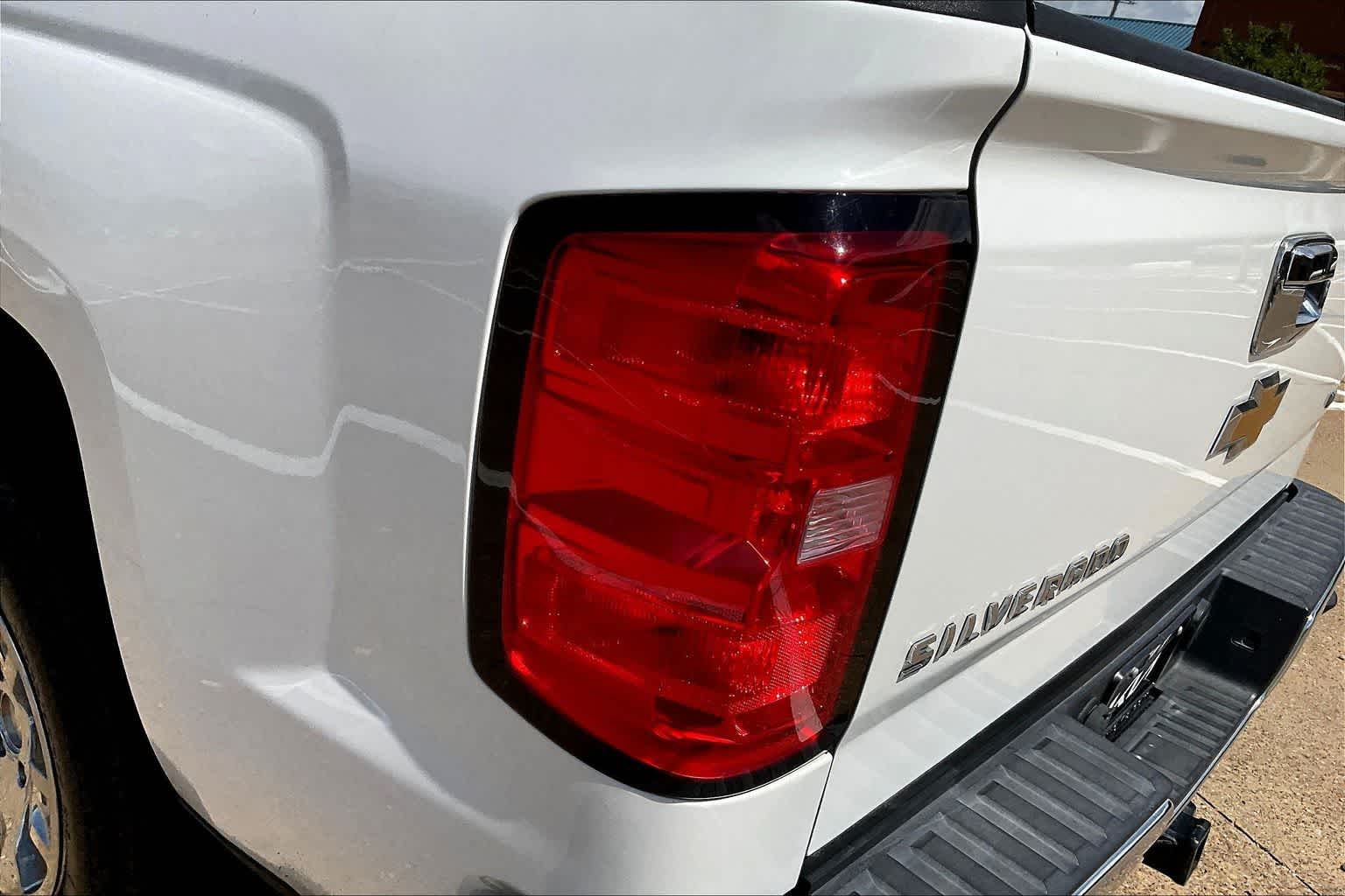 Thumbnail: 2018 Chevrolet Silverado 1500 - 31