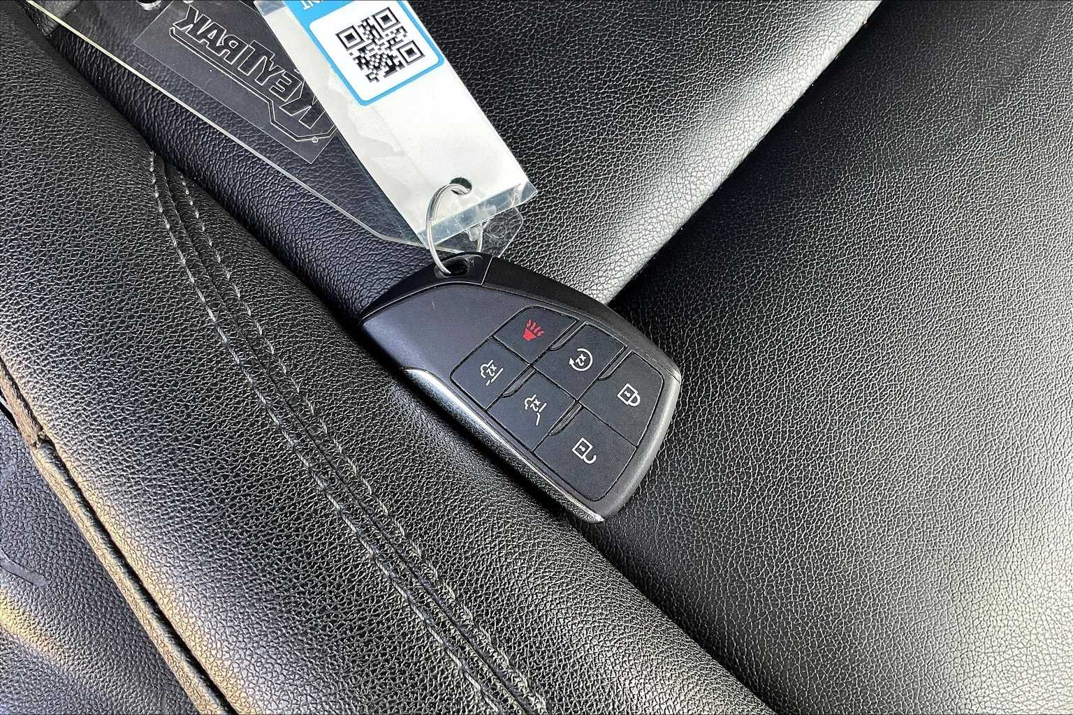 Thumbnail: 2022 Chevrolet Tahoe - 17