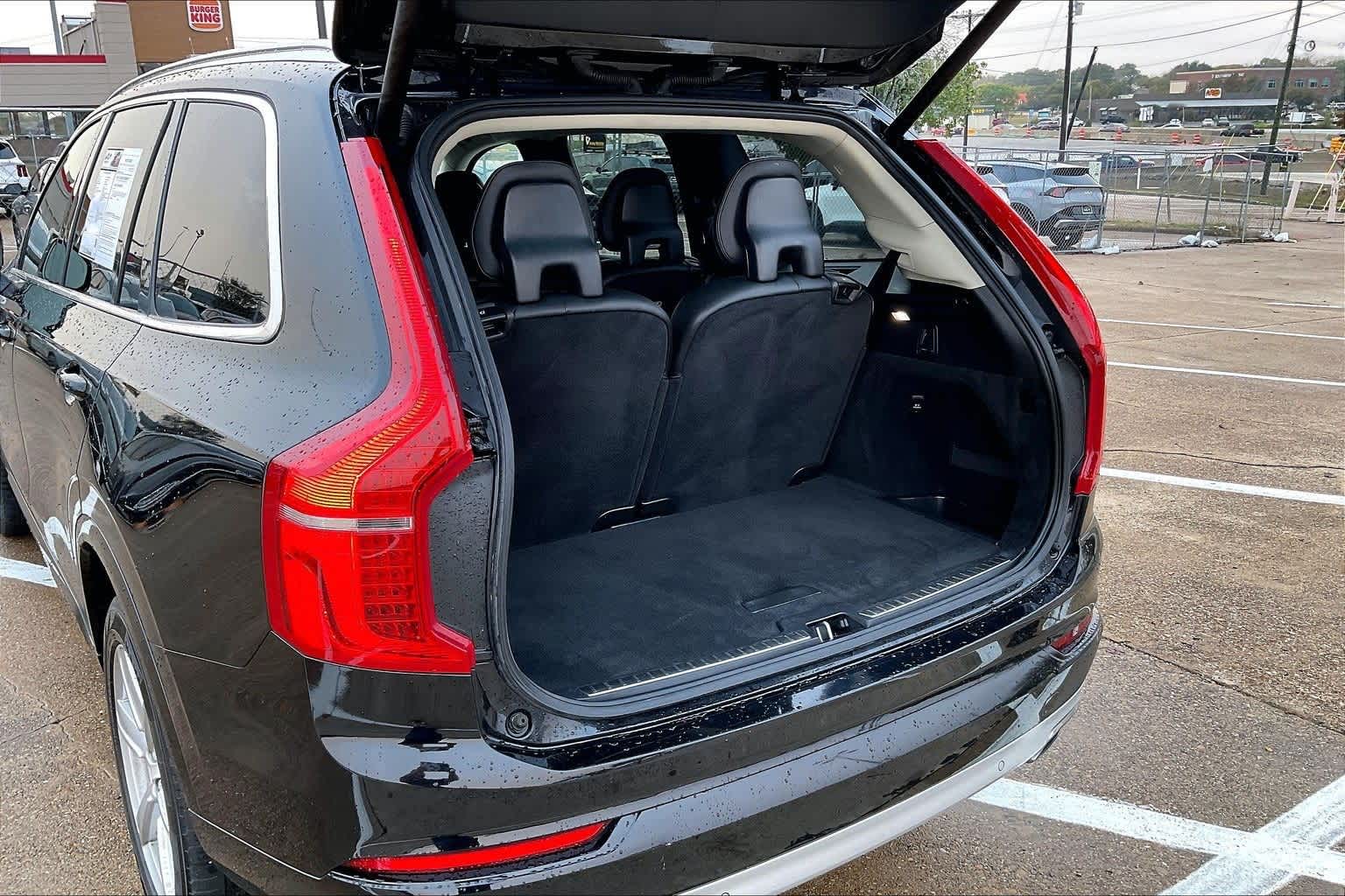 Thumbnail: 2021 Volvo XC90 - 18