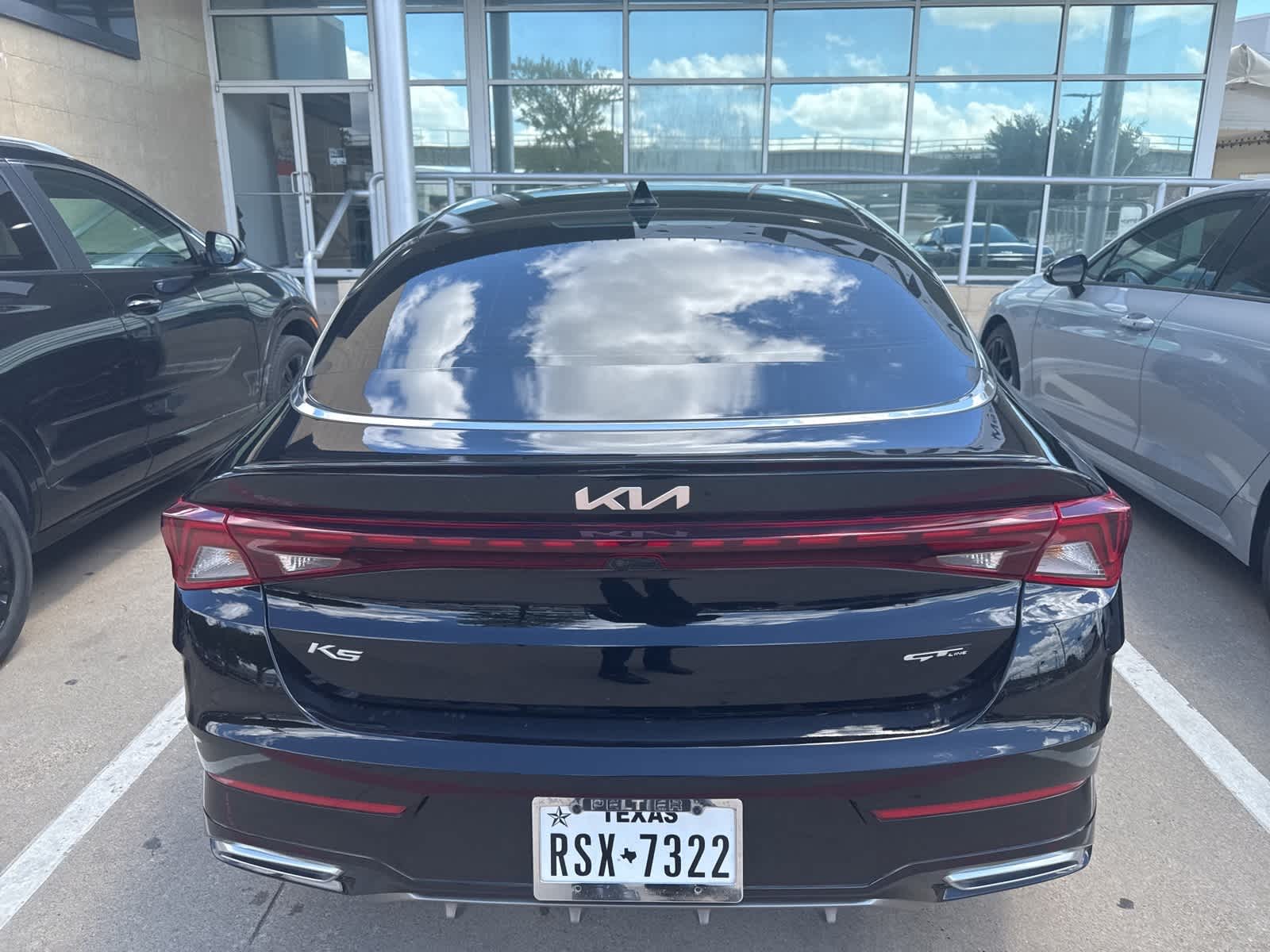 Thumbnail: 2022 Kia K5 - 2