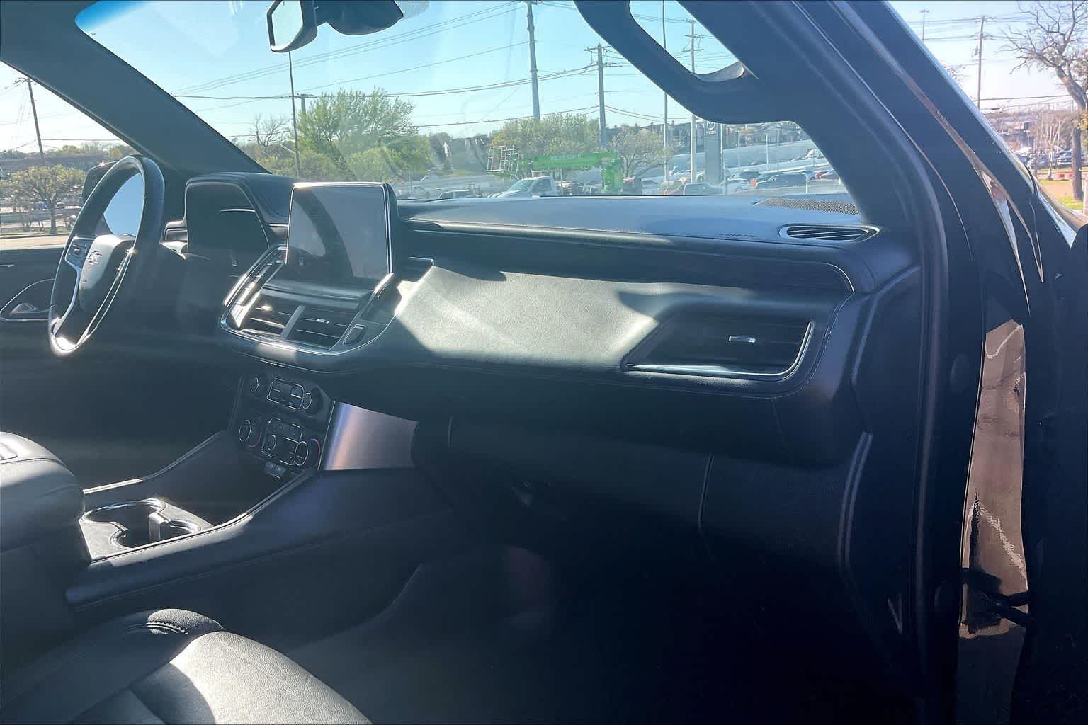 Thumbnail: 2022 Chevrolet Tahoe - 23