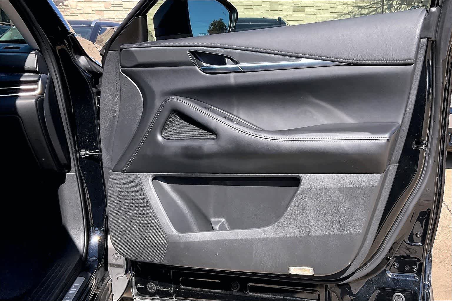 Thumbnail: 2023 INFINITI QX60 - 27