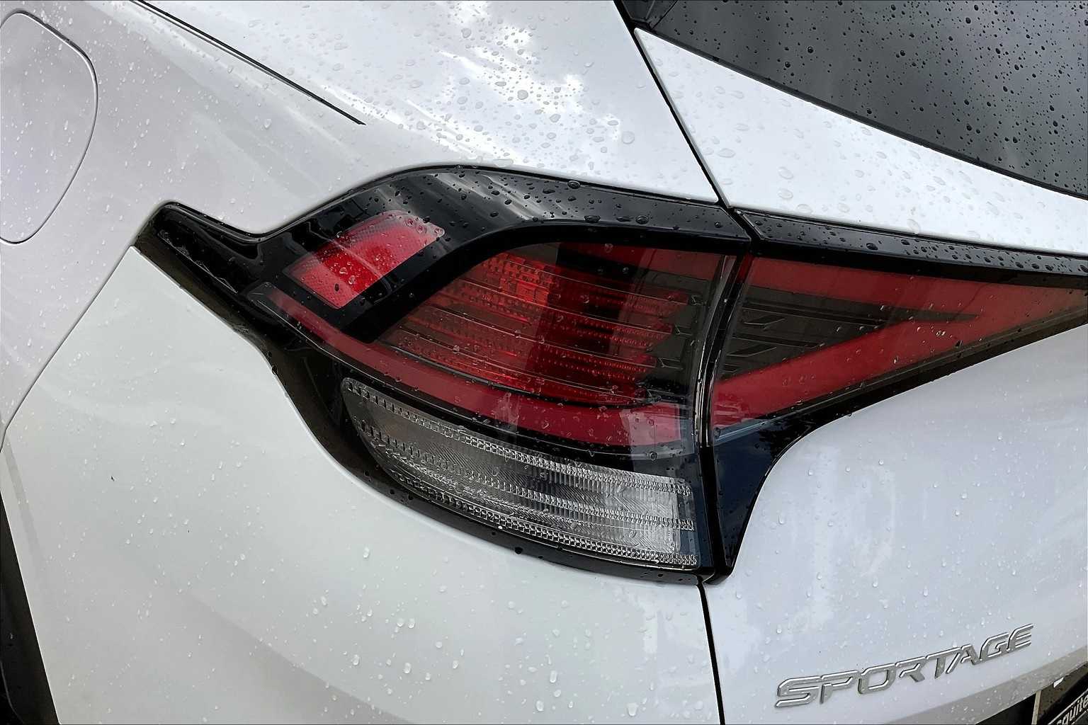 Thumbnail: 2023 Kia Sportage - 30