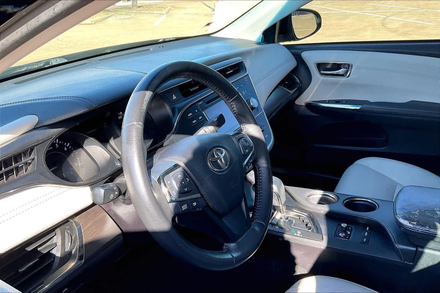 Thumbnail: 2018 Toyota Avalon - 2