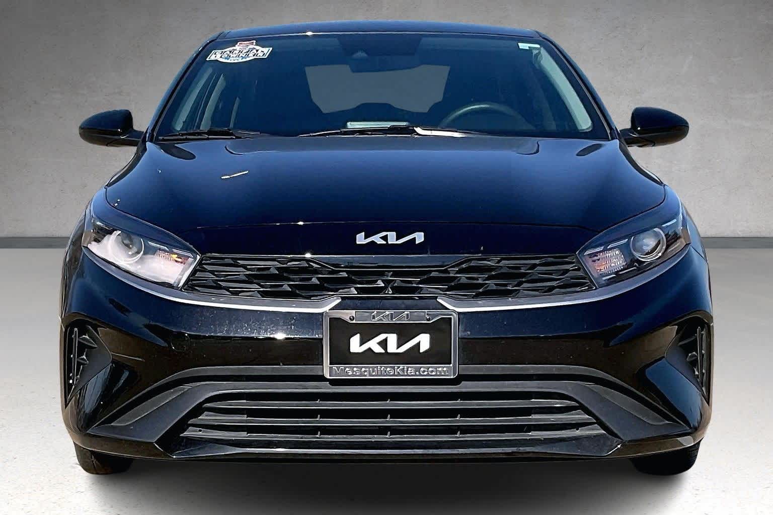 Thumbnail: 2024 Kia Forte - 6