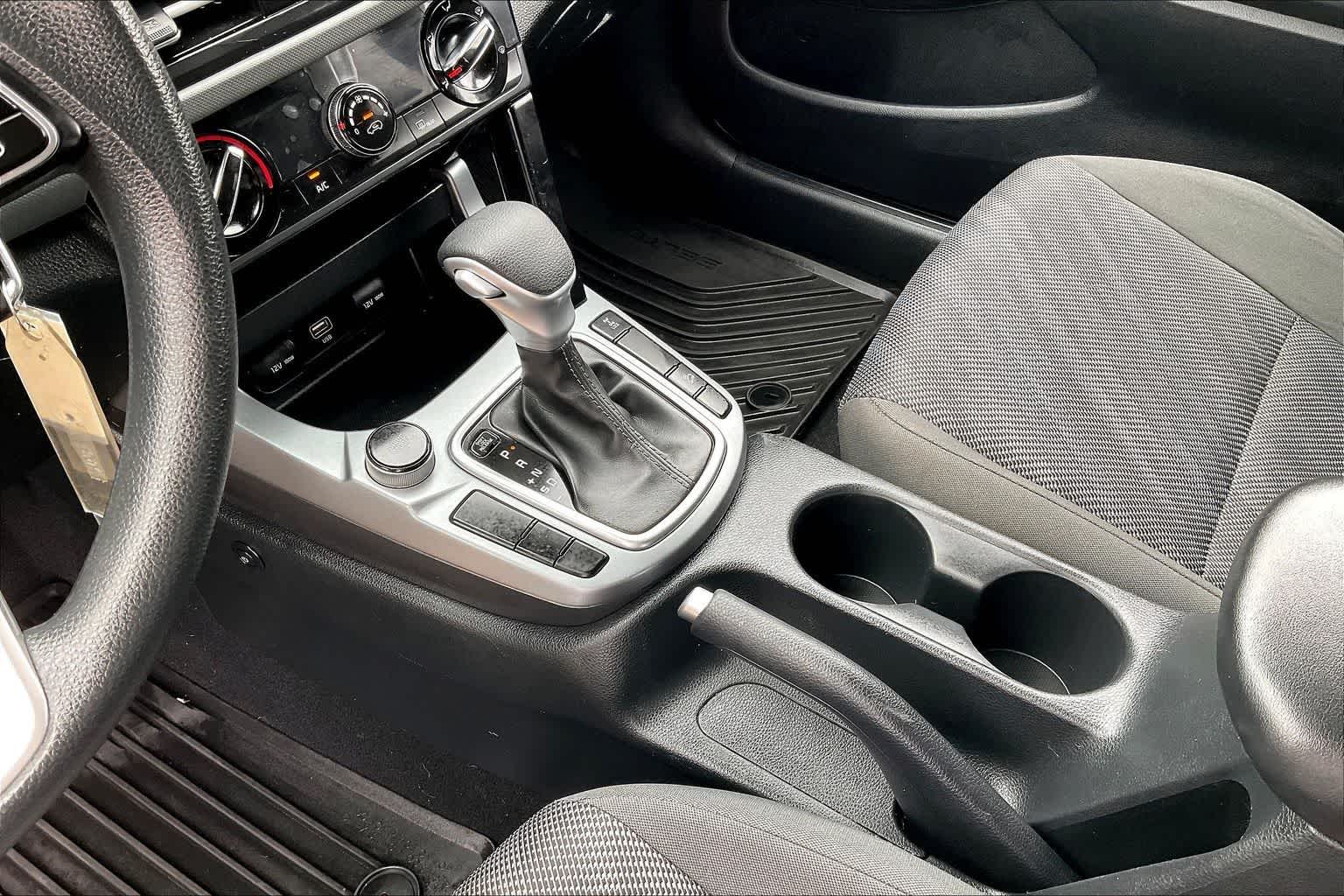 Thumbnail: 2024 Kia Seltos - 16