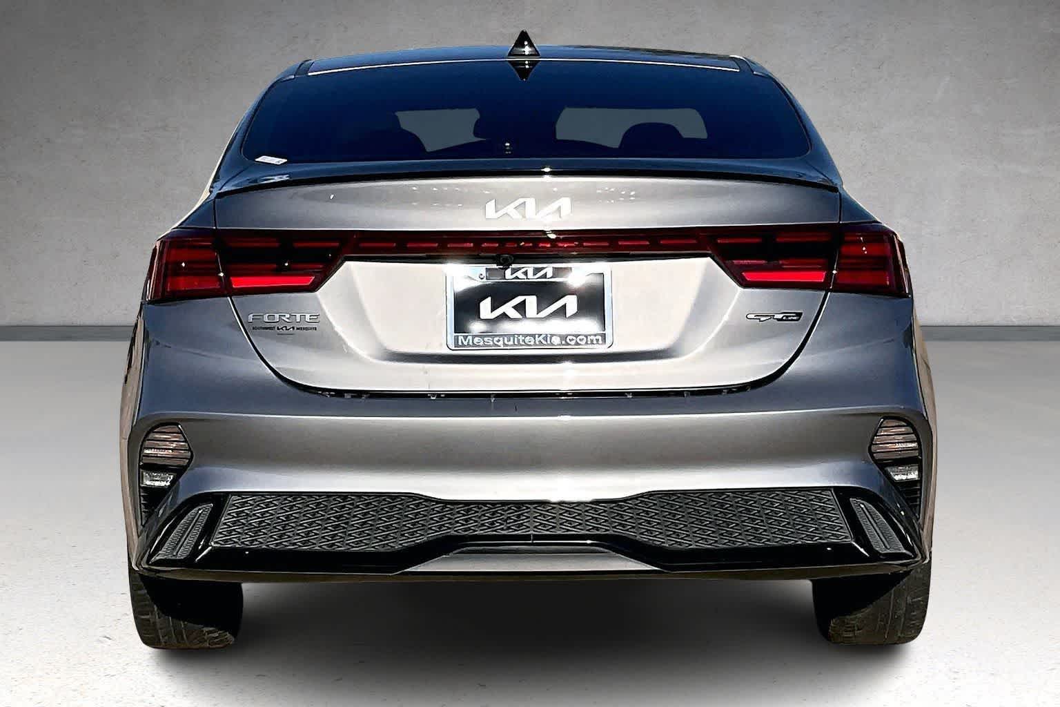 Thumbnail: 2024 Kia Forte - 5