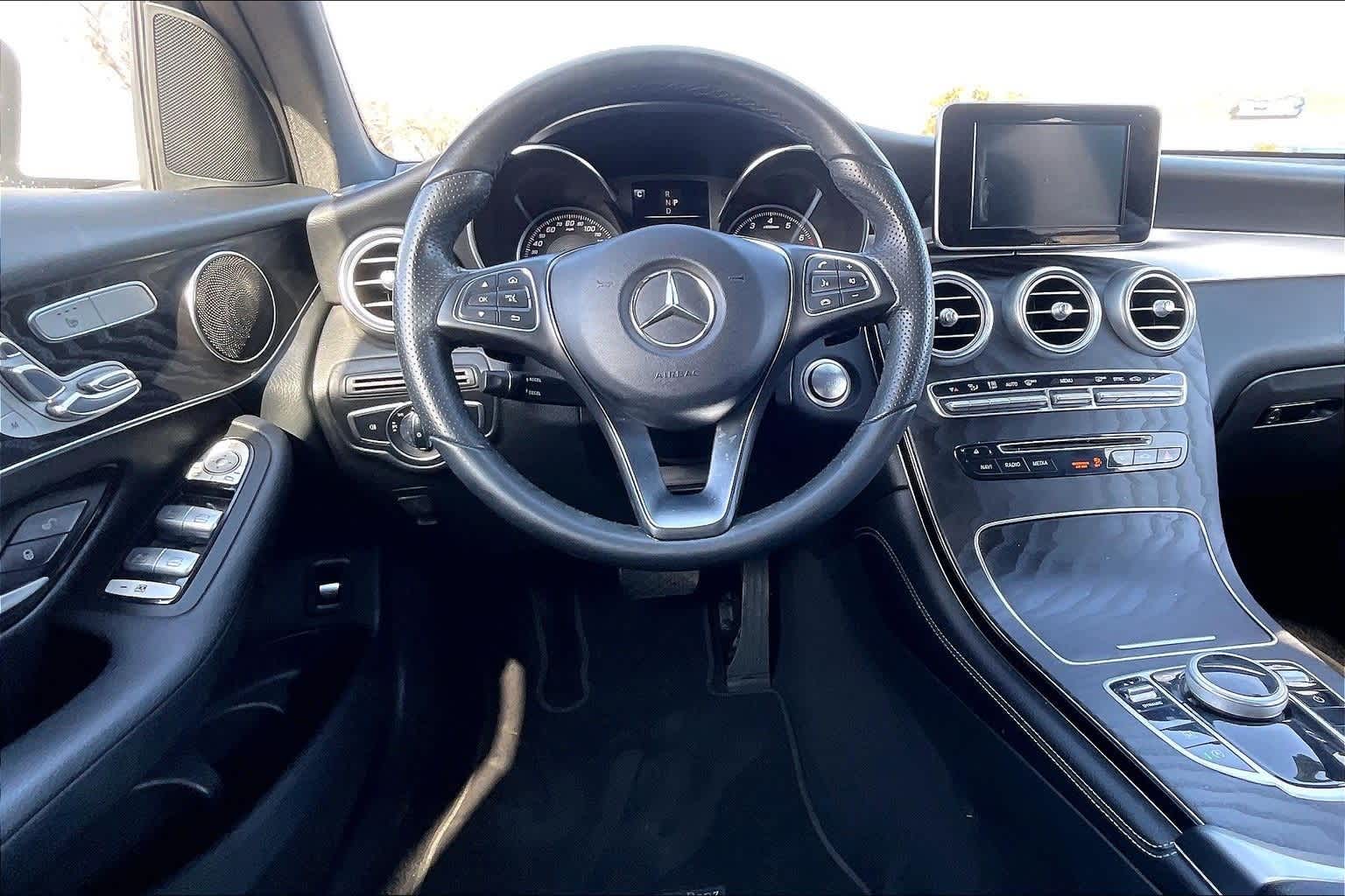 Thumbnail: 2017 Mercedes-Benz GLC - 14