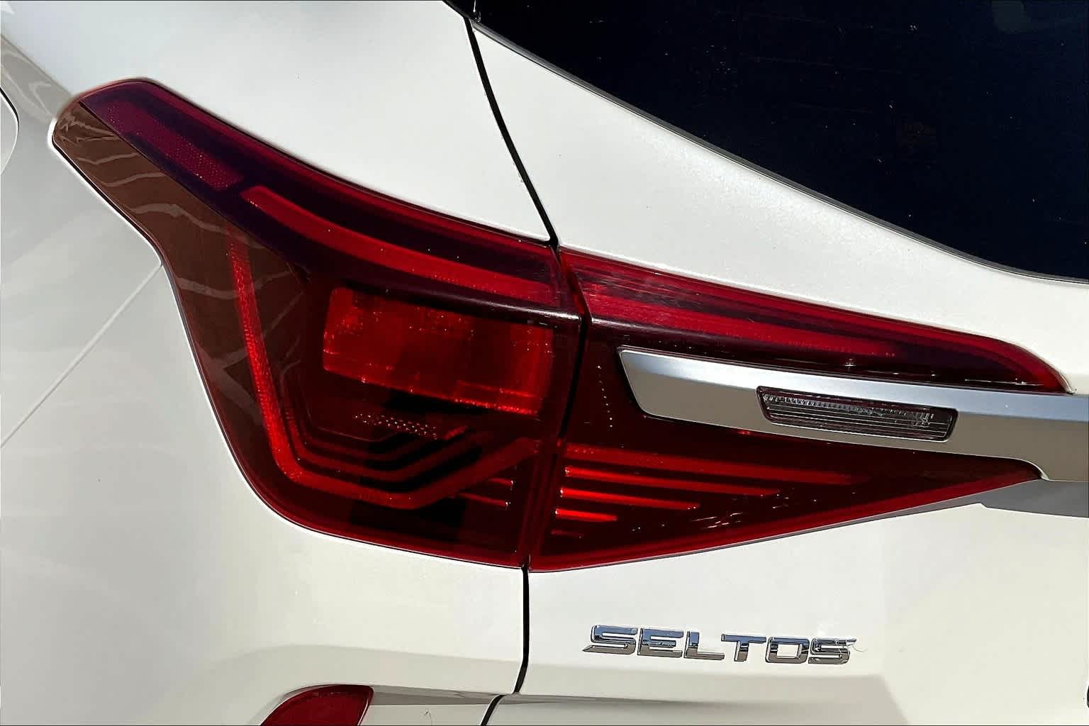 Thumbnail: 2021 Kia Seltos - 31