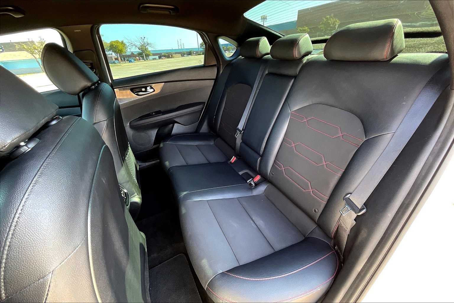 Thumbnail: 2023 Kia Forte - 29