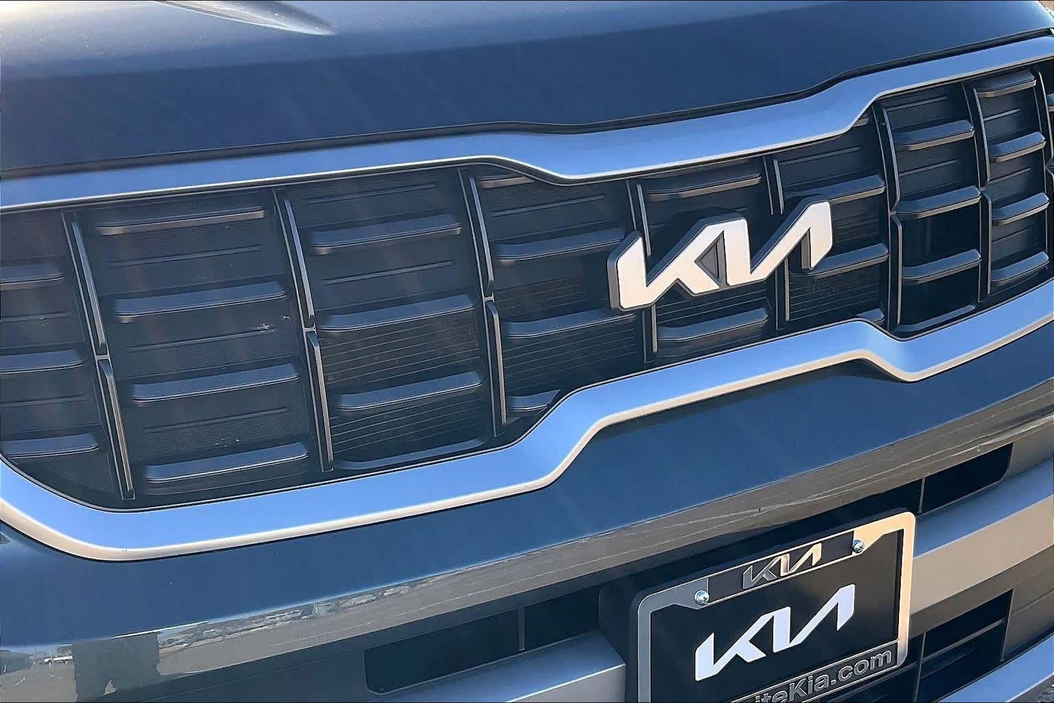 Thumbnail: 2023 Kia Telluride - 33