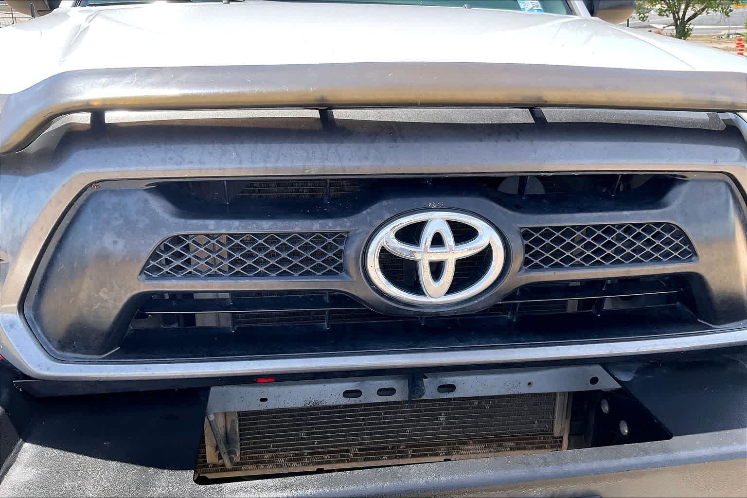 Thumbnail: 2014 Toyota Tacoma - 25