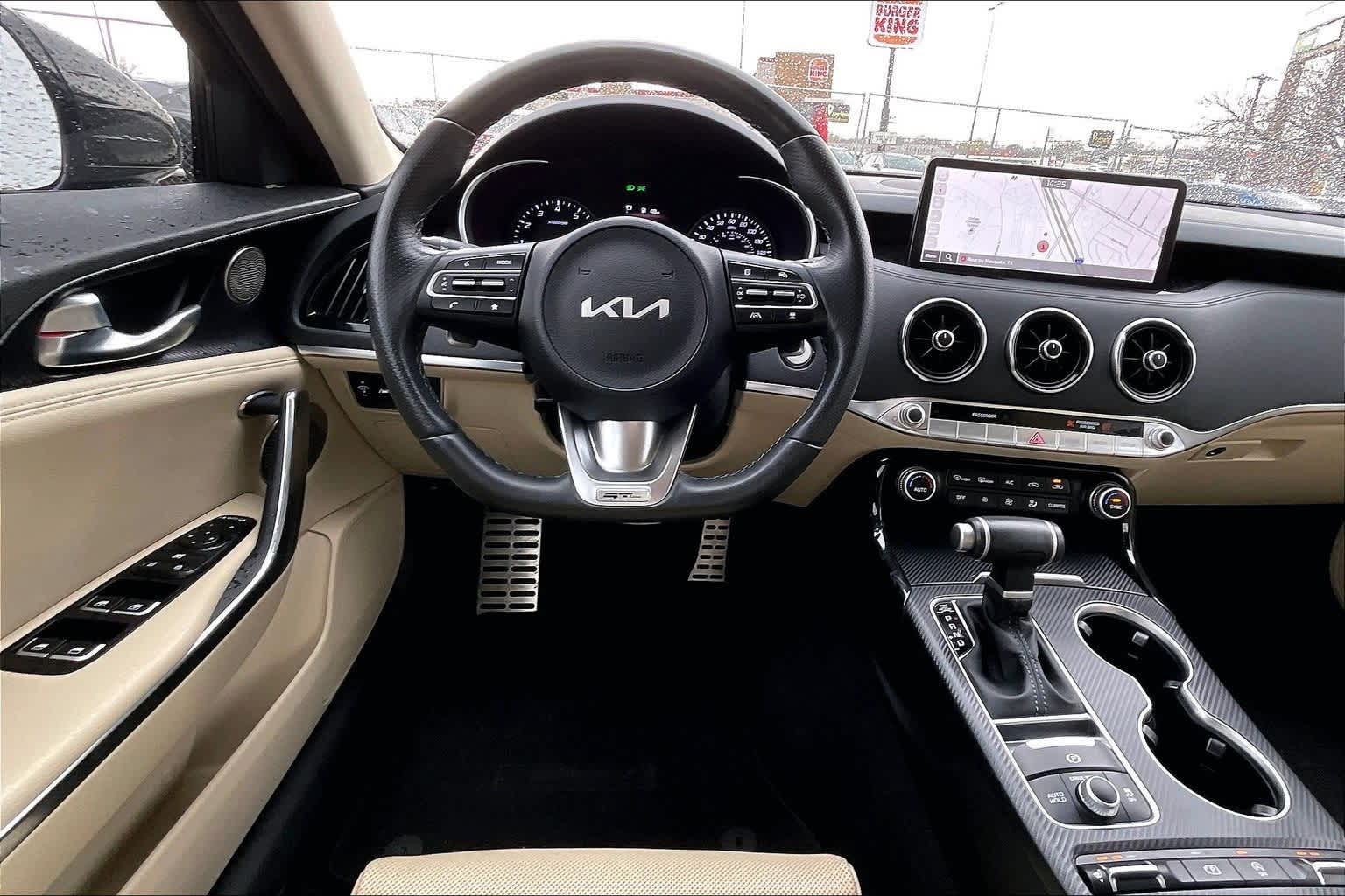 Thumbnail: 2023 Kia Stinger - 14