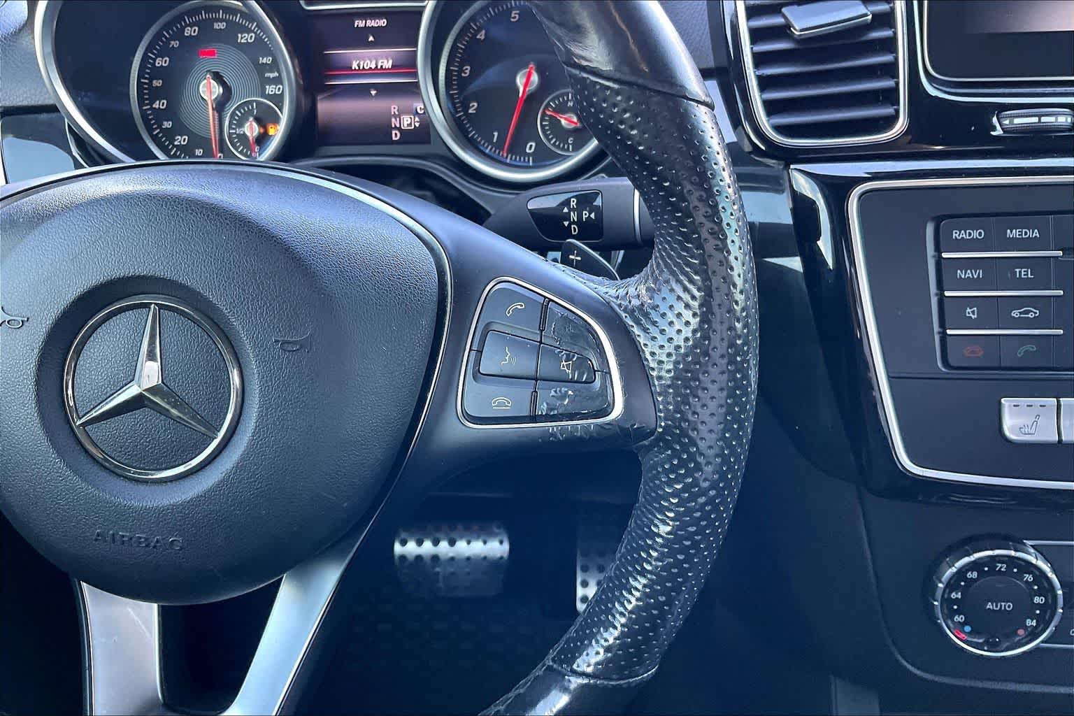 Thumbnail: 2017 Mercedes-Benz GLE - 25