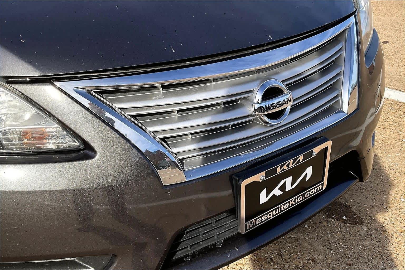 Thumbnail: 2015 Nissan Sentra - 32