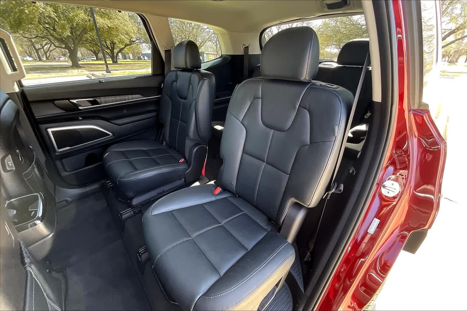 Thumbnail: 2024 Kia Telluride - 29