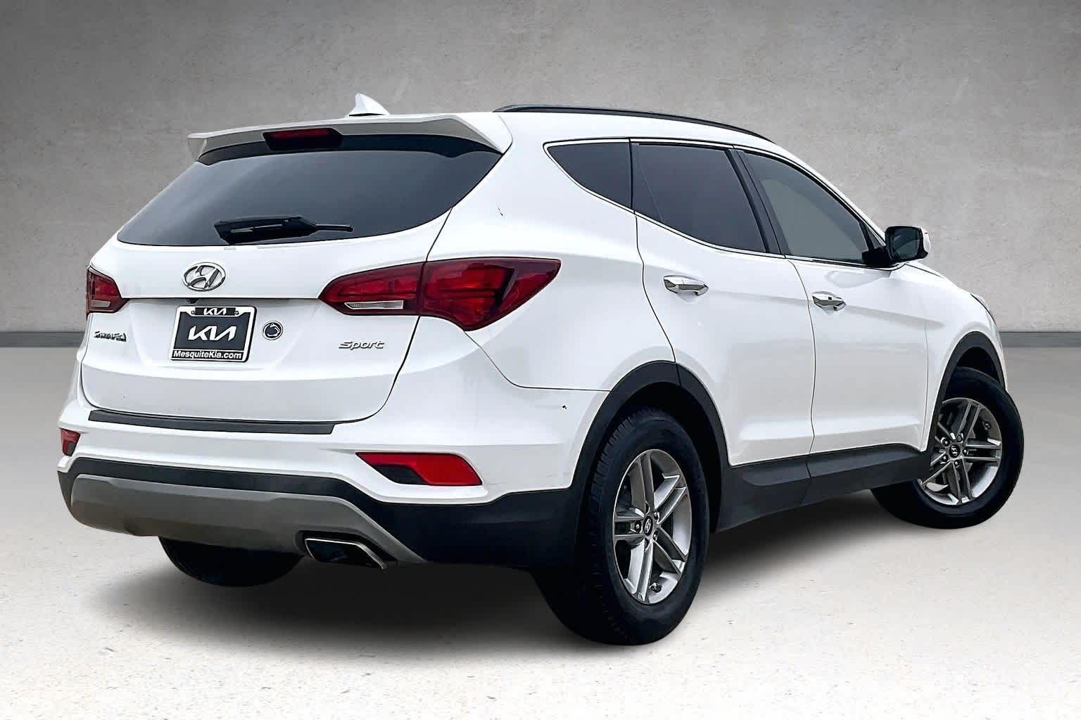 Thumbnail: 2017 Hyundai Santa Fe - 22