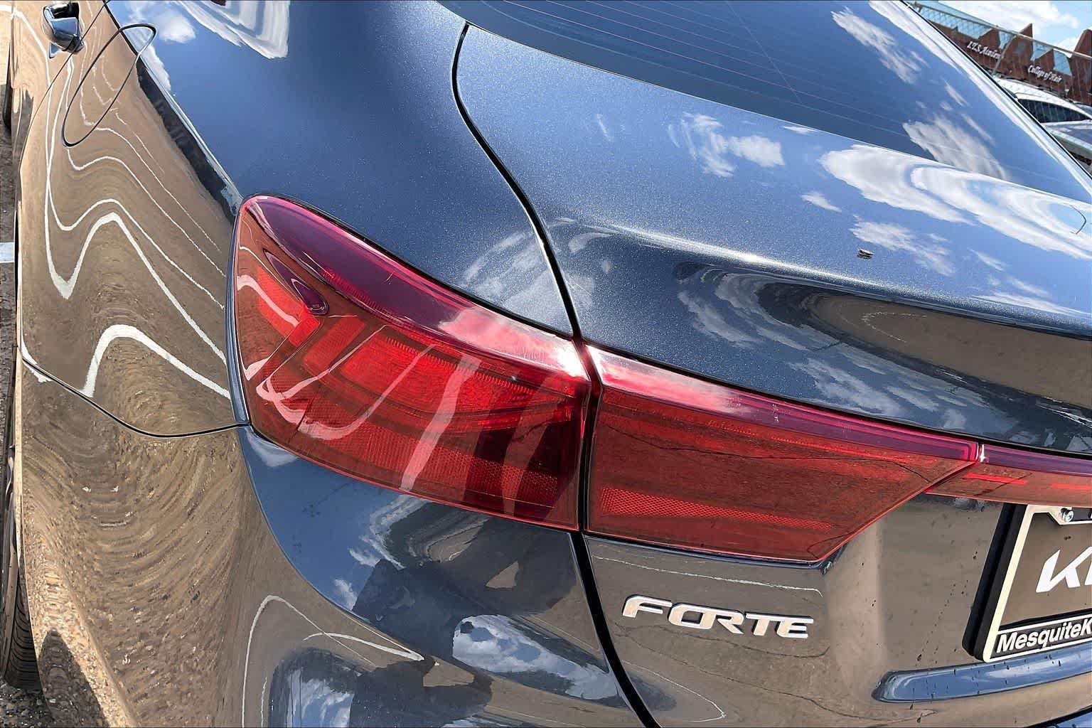 Thumbnail: 2023 Kia Forte - 29