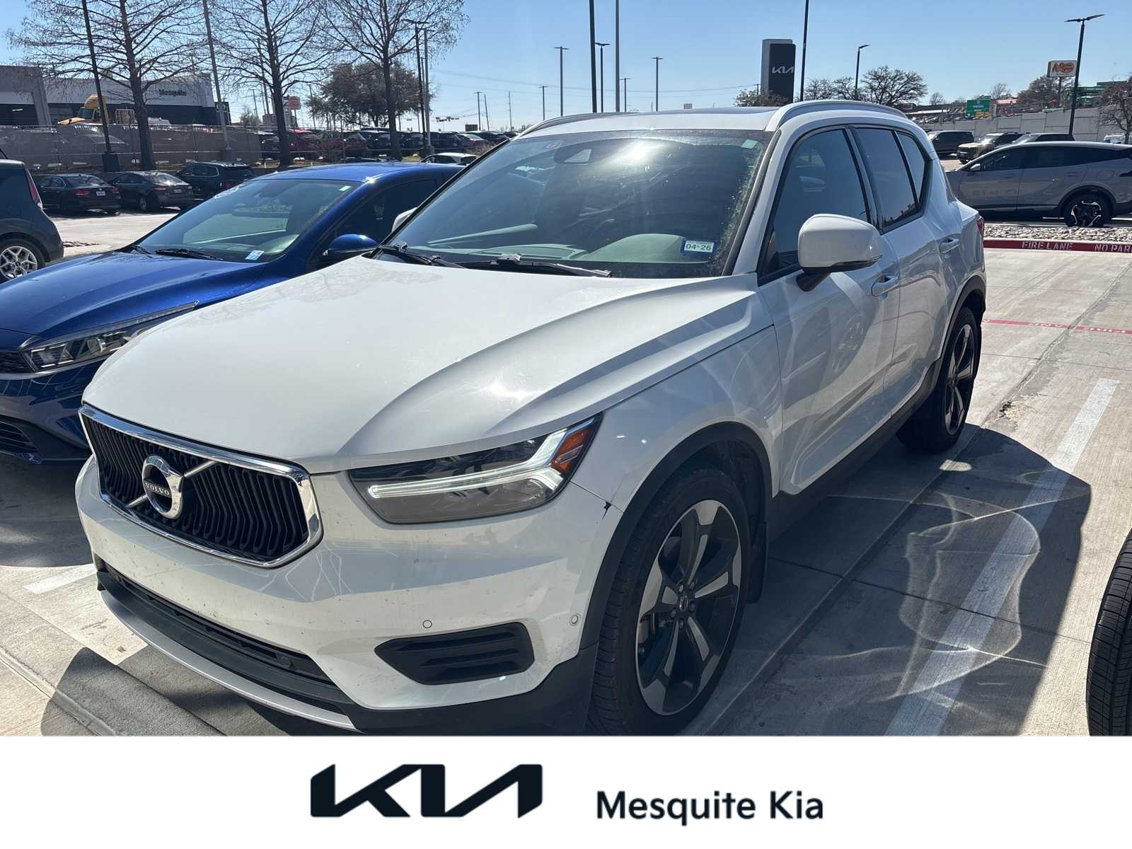 2019 Volvo XC40 T5 Momentum -
                  Mesquite, TX