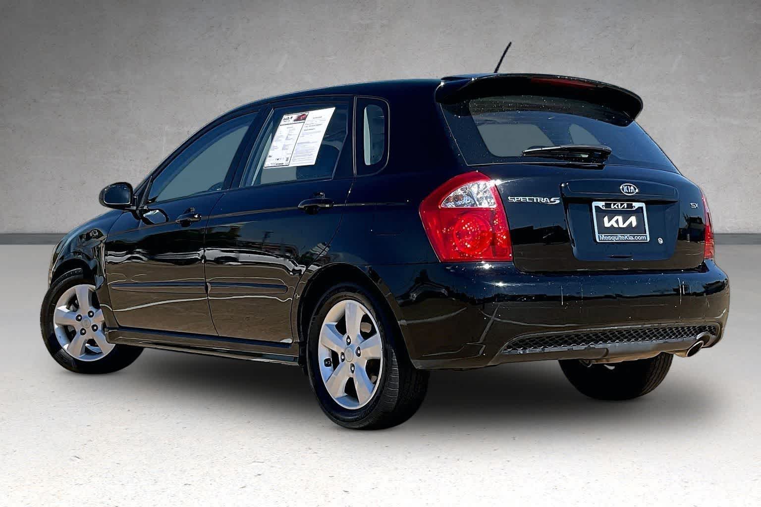 Thumbnail: 2008 Kia Spectra5 - 4