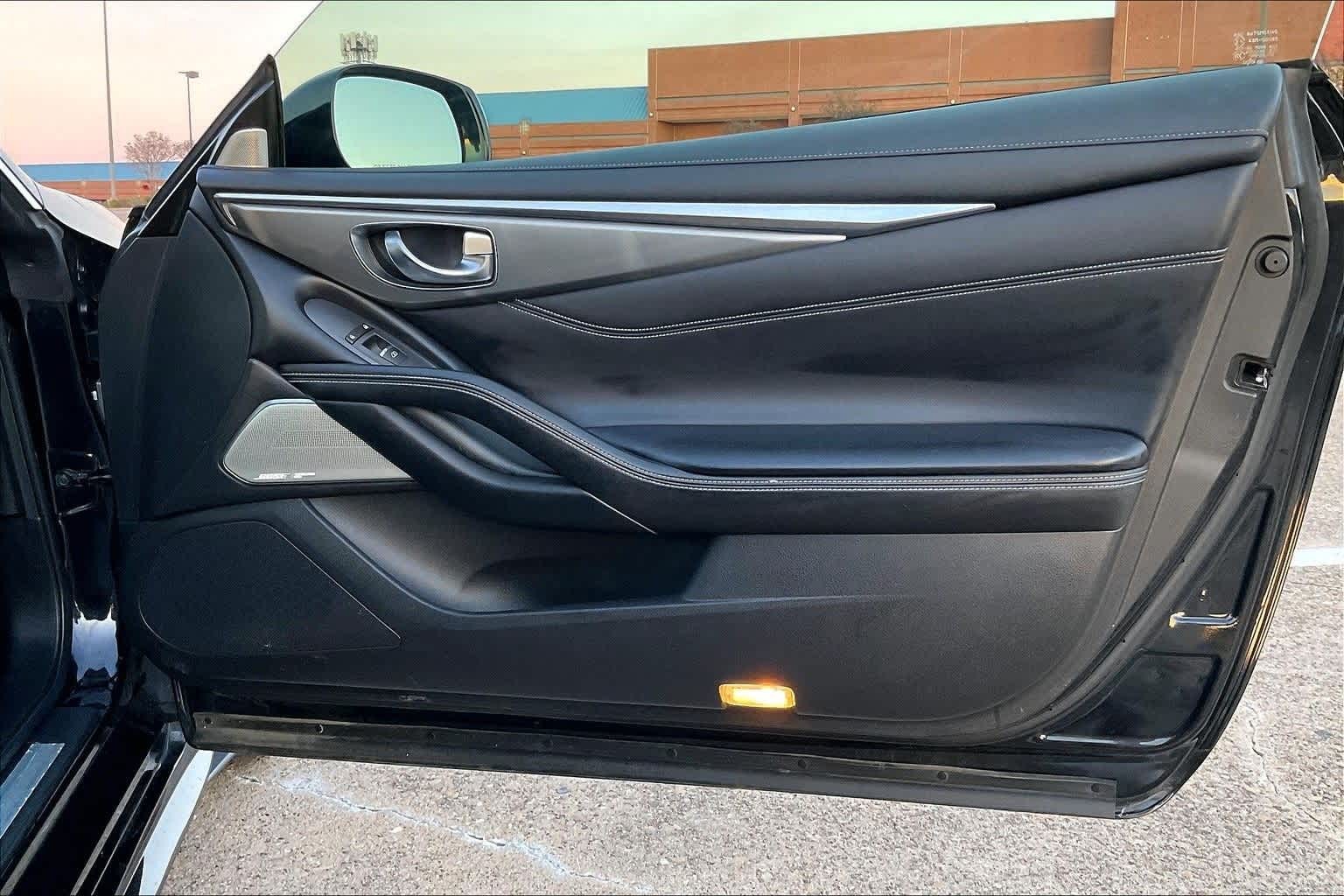 Thumbnail: 2017 INFINITI Q60 - 27