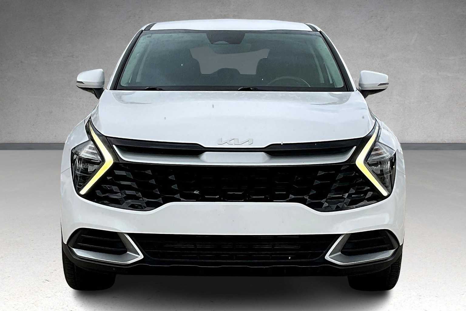 Thumbnail: 2023 Kia Sportage - 6